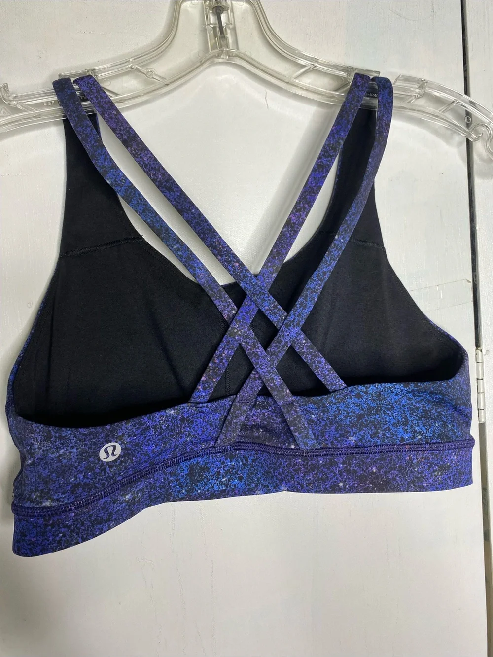 Lululemon sports bra size 8